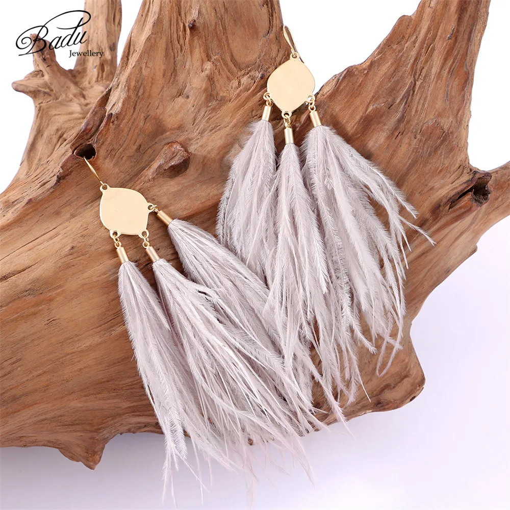 Badu Retro Ostrich Feather Earrings Long Womens Winter Autumn Winter Earrings Light Feather Christmas Jewelry Wholesale 241031