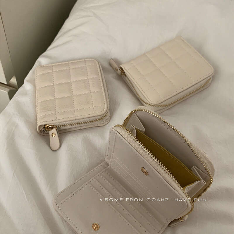 Portable Small Wallet Short PU Leather Cute Coin Bag with Card Slots and Secure Zip