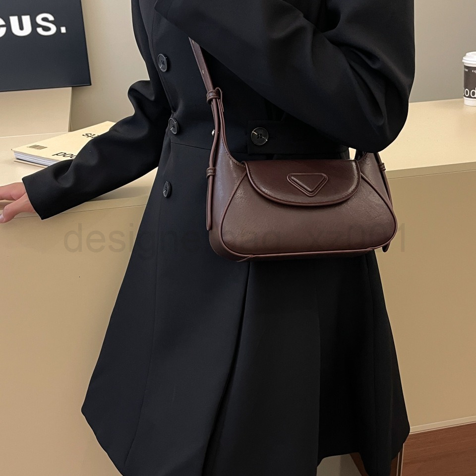 Bag Designer Fashion Classic 10a Top Woman Handbagevening Bags Autumn New Niche Design Temperament Armpit Small Square Fashionable and Versatile Singl