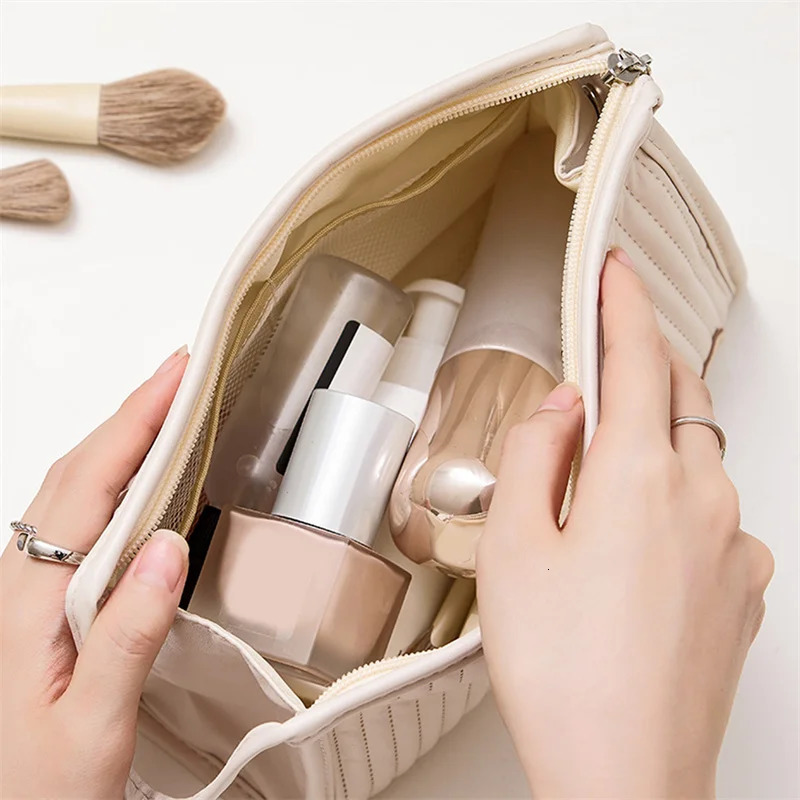 Makeup bag waterproof PU womens makeup box travel zipper cream colored makeup beauty cleaning organizer bag bathroom makeup bag 241031