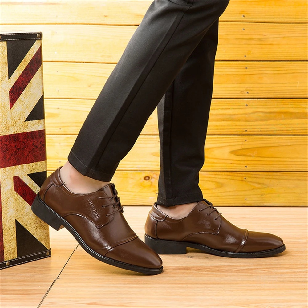 Official mens shoes Oxford Italian mens shoes Leather shoe Official mens shoes Classic plus size brown dress 241031
