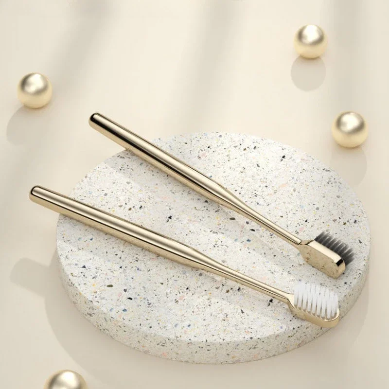 New Luxury Soft Toothbrush Men Women Adult Tooth Brush Gold Silver Dental Brushes Elegance Gentle Toothbrushes Drop Shipping