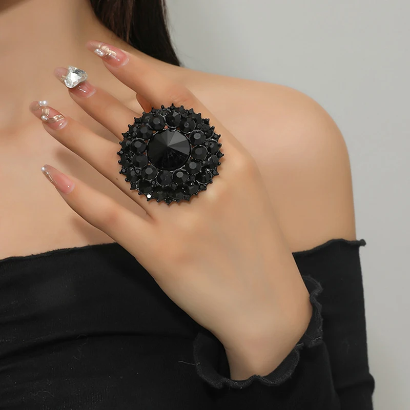 Stone Crystal Unique Boho Ring Big Round Rings For Women Vintage Female Wedding Party Jewelry Birthday Gift smile