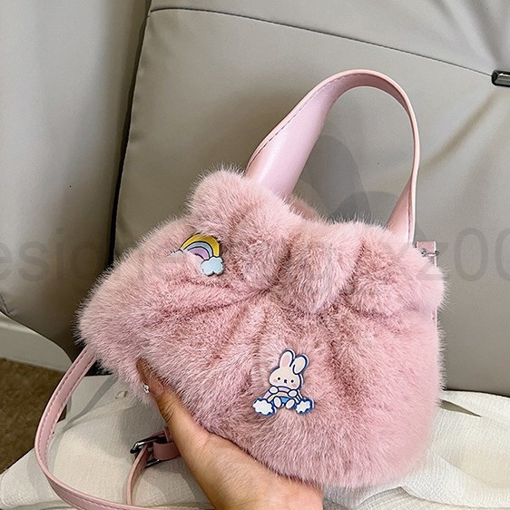 Fashion Classic Bag Designer 10a Top Woman Handbagevening Bags New Plush Womens High Grade Folded Handbag College Style Small Fresh Sweet Single Shoul