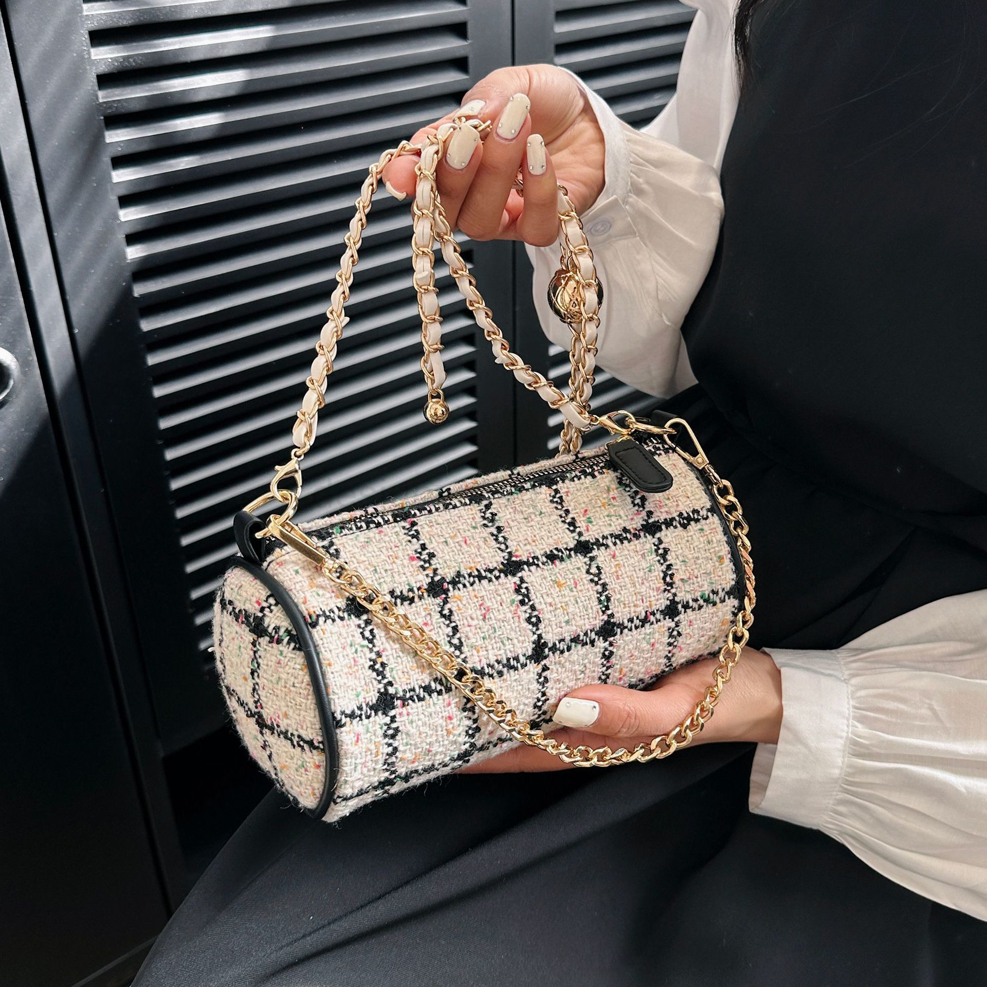 Bag Designer Fashion Classic 10a Top Woman Handbagevening Bags New Trendy and Versatile Diamond Grid Chain Casual Single Shoulder Crossbody Cylindrica