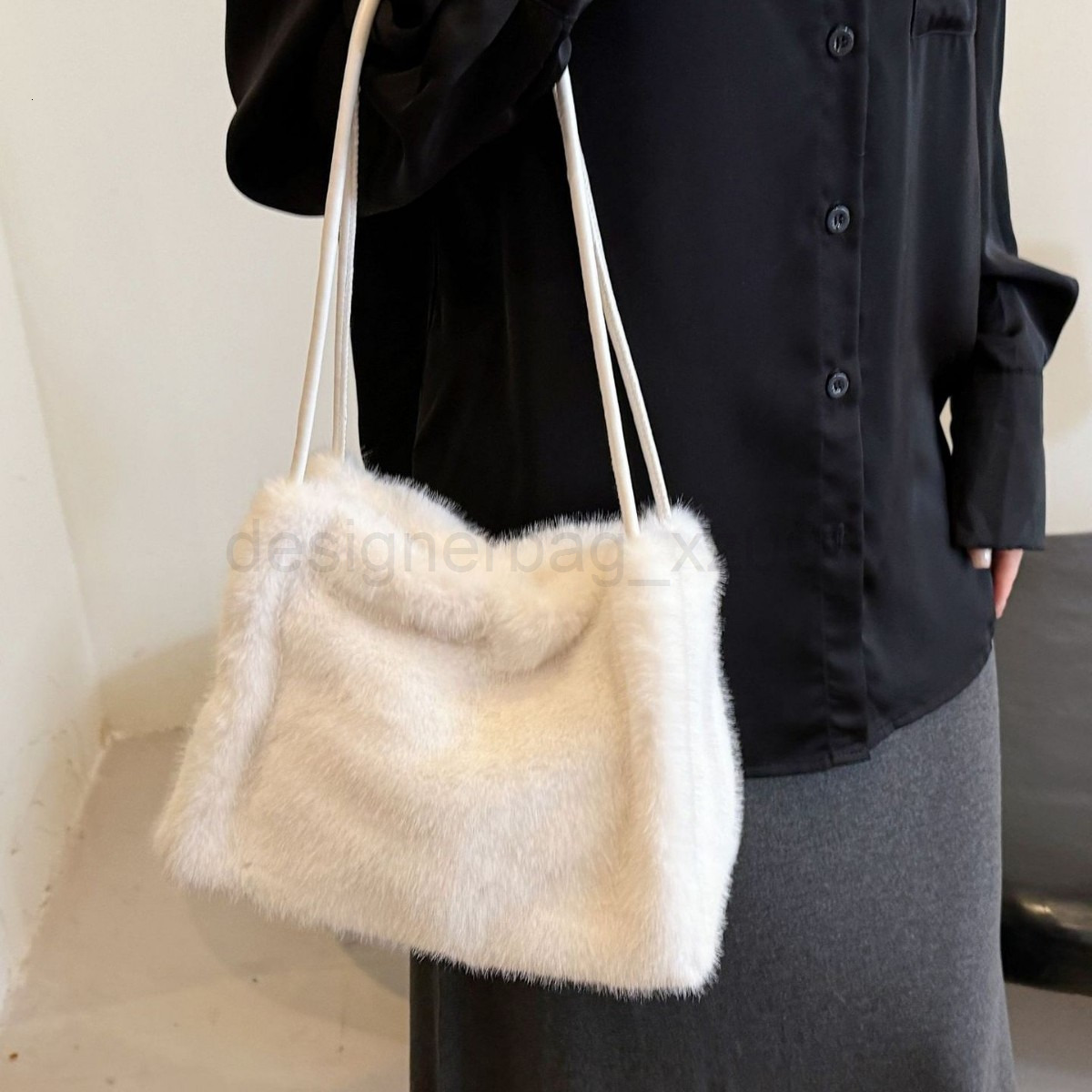 Niki Duncks Tote Bagbag Designer Fashion Classic 10a Top Woman Handbagevening Bags Autumn and Winter New Fur Bucket Womens Korean Version Highend Text