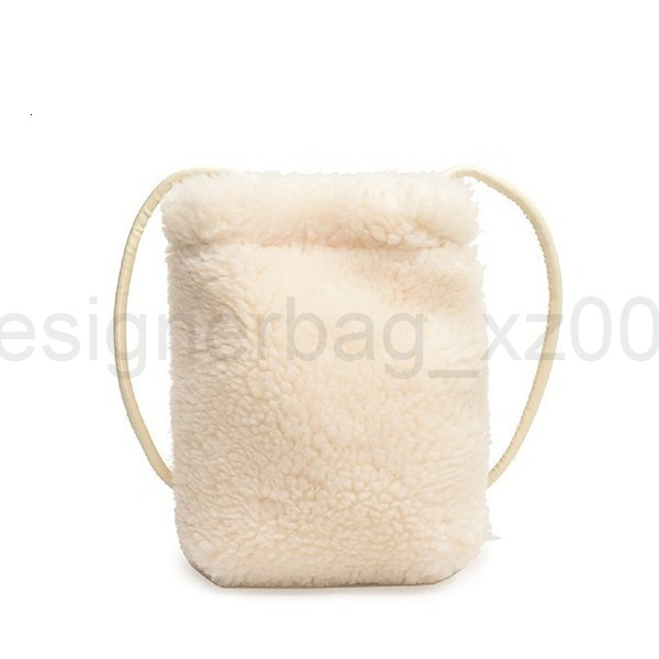Fashion Classic Bag Designer 10a Top Woman Handbagevening Bags Super Popular Niche Lamb Furry for Women New Autumn and Winter Versatile Crossbody Mobi