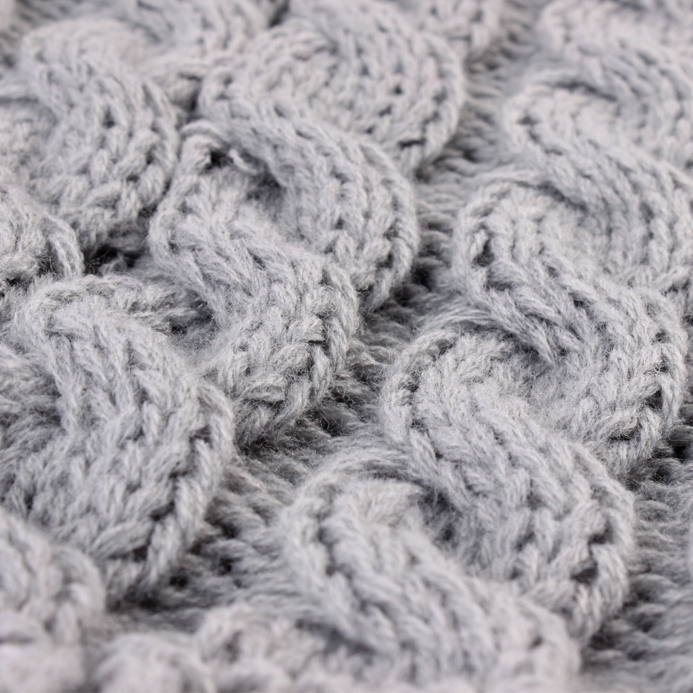 Autumn and winter solid colour twist knit warm and comfortable dog cute pet jumper new pet clothes