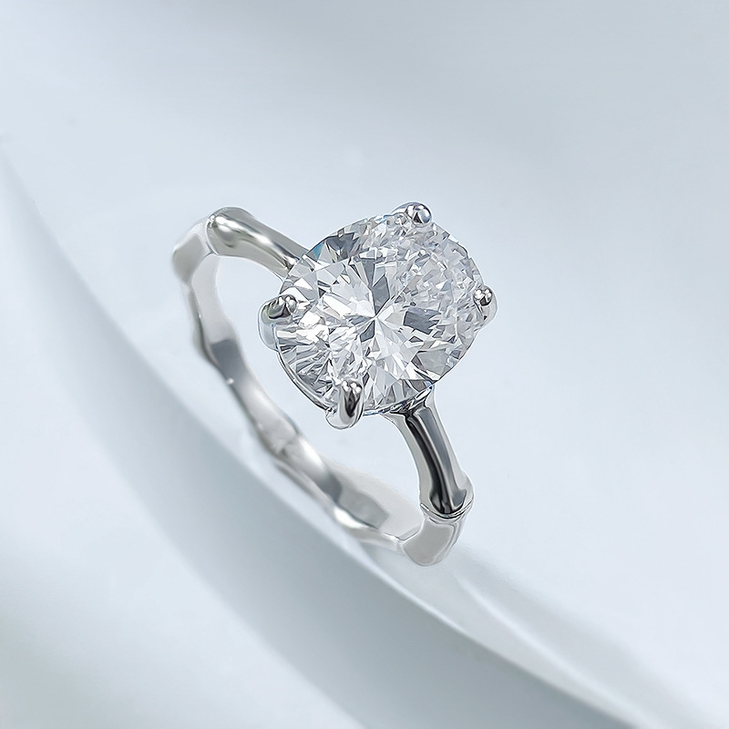 2024 Choucong Wedding Rings Luxury Ladies Jewelry Real 100% 925 Sterling Silver Oval Cut White Moissanite Diamond Gemstones Party Bamboo Knot Women Ri