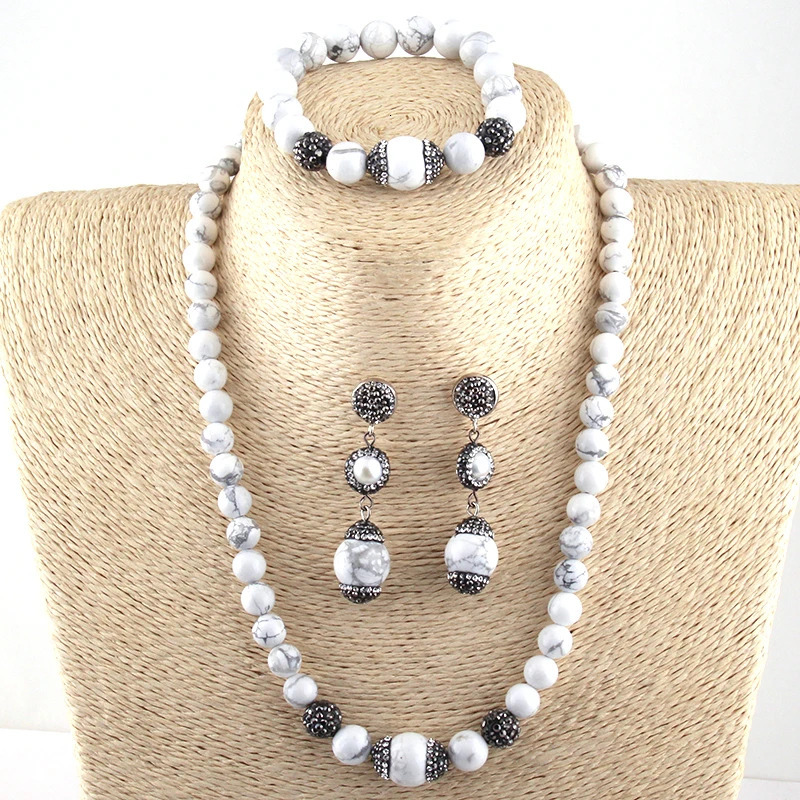 Free delivery fashionable Bohemian jewelry set natural stone chain bracelet handmade paved stone necklace bracelet 241031
