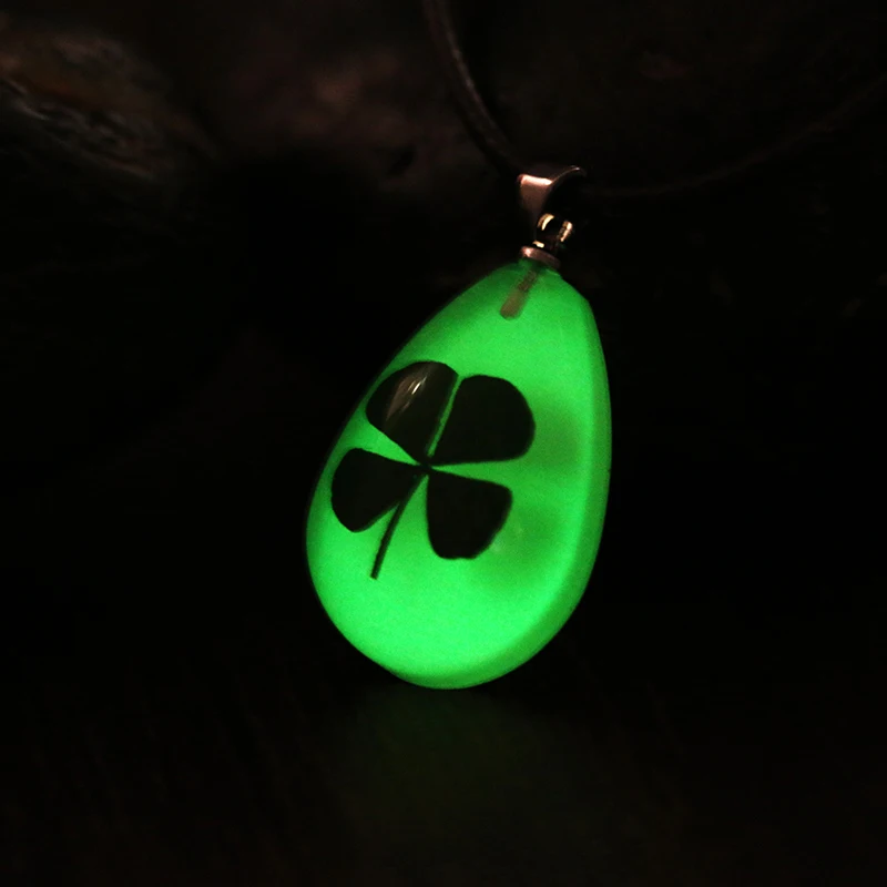 Four Leaf Clover Necklace Glow In the Dark Water Drop Dried Flower Pendant Necklaces 5f5e1 5 dbf57