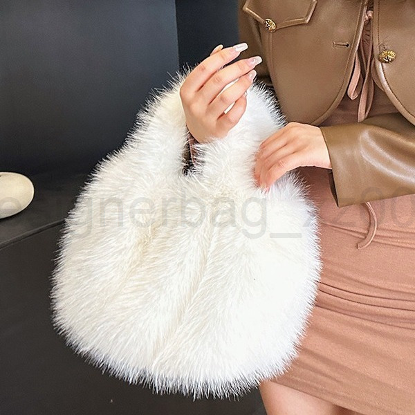 Fashion Classic Bag Designer 10a Top Woman Handbagevening Bags Handbag for Women New Plush Solid Color Simple and Trendy Stylish the Fur Exudes a Casu