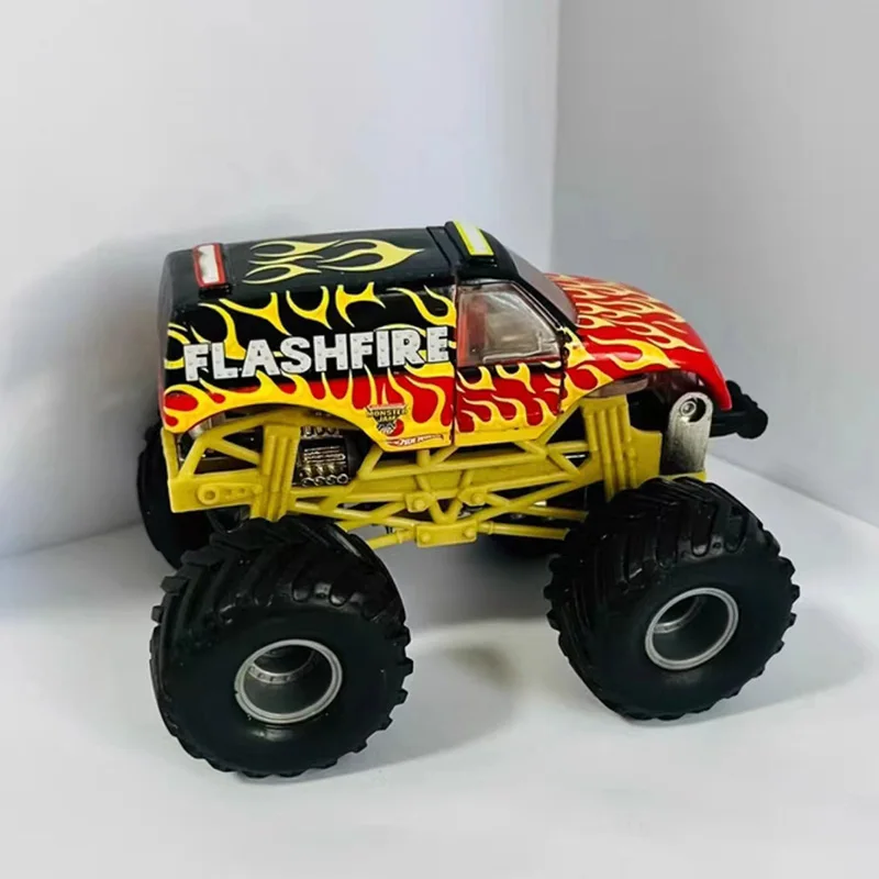 Original MONSTER JAM Monster Truck Toy Car Children Toys Collector Metal Diecast Model Car Boys Toys Miniature Vehicle Kids Toys