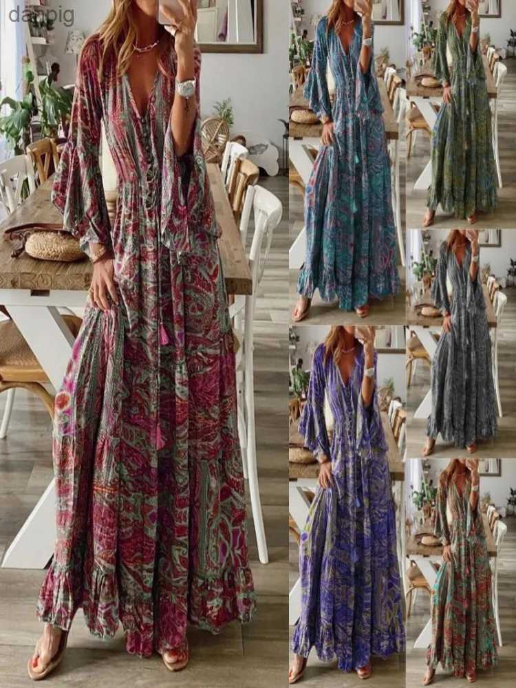 Urban Sexy Dresses November 23 2019 Bohemian Cross Bohemian style pleated sleeve printed V-neck high waisted holiday dress with lace suitable for wome