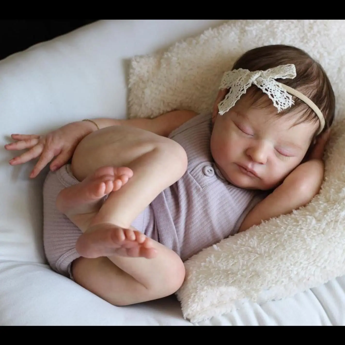 BZDOLL 50cm 20inch Realistic Asleep Laura Reborn Baby Doll With 3D-painting Skin and Vascular Vein, Soft Silicone Newborn Bebe A