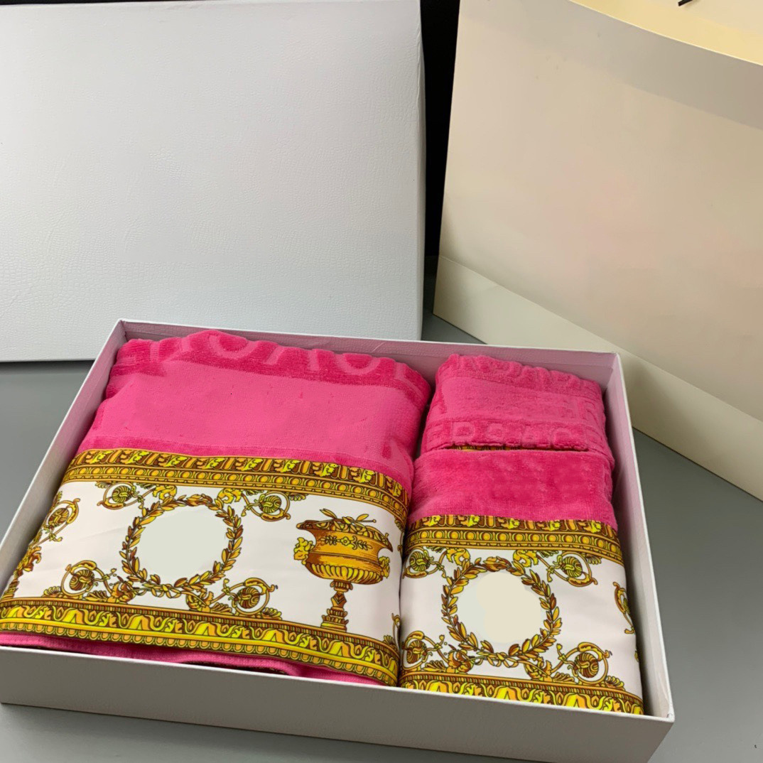 Designer Set Two Piece Letter Embroidery Four Color Coral Veet Shower Absorbent Wet Quick Drying Bath Small Square Towel