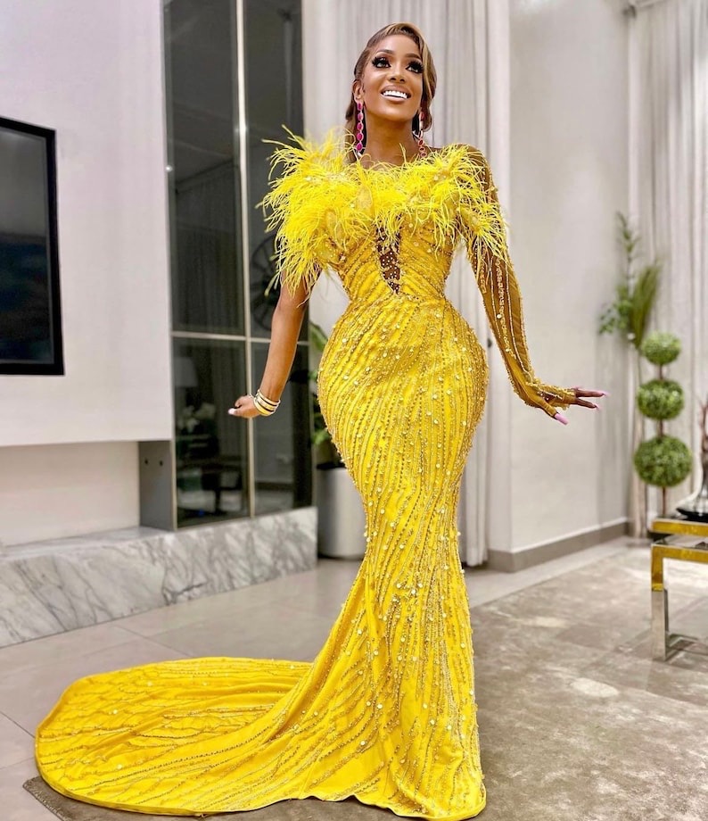 Stunning Arabic Yellow Mermaid Evening Elegant Feathers One Shoulder Sequins Pearls Formal Prom Dress African Dresses For Special Ocn Party Gown Lz030