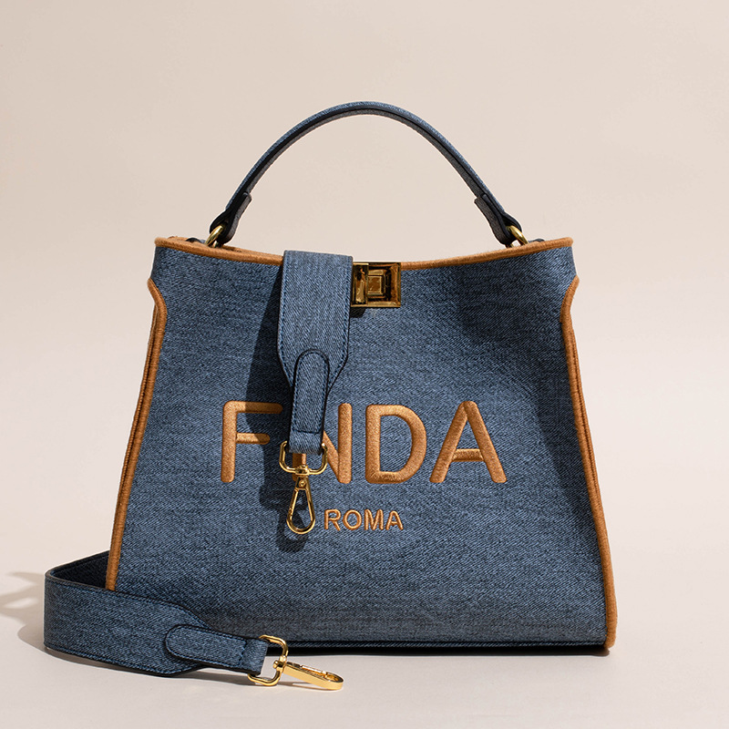 2023 New Female Bag Senior Sense Contrast Color Large Capacity Tote Bag Bucket Bag Light Luxury Single Shoulder Crossbody Bag