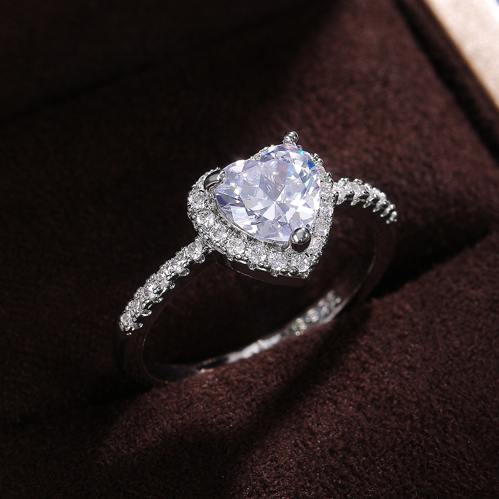 Solitaire Ring Women's 925 Sterling Silver Heart Ring Love Shape Diamond Ring 8mm Crystal Platinum Wedding Ring Luxury Jewelry size 5-12