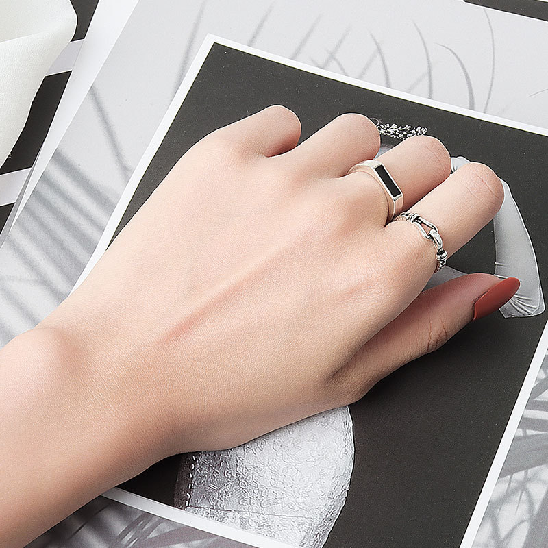 Silver Color Trendy Rings For Women Vintage Minimalist Handmade Black Stone Finger Jewelry Punk Hip-Hop Party Gifts