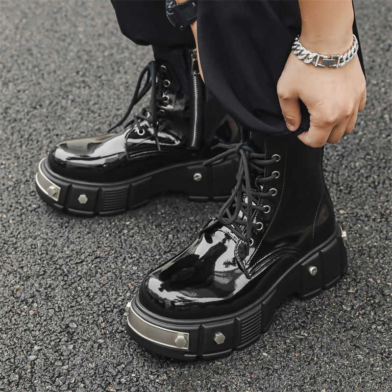 original high-quality street style black patent leather boots suitable for mens metal decorated high gain shoes 241031