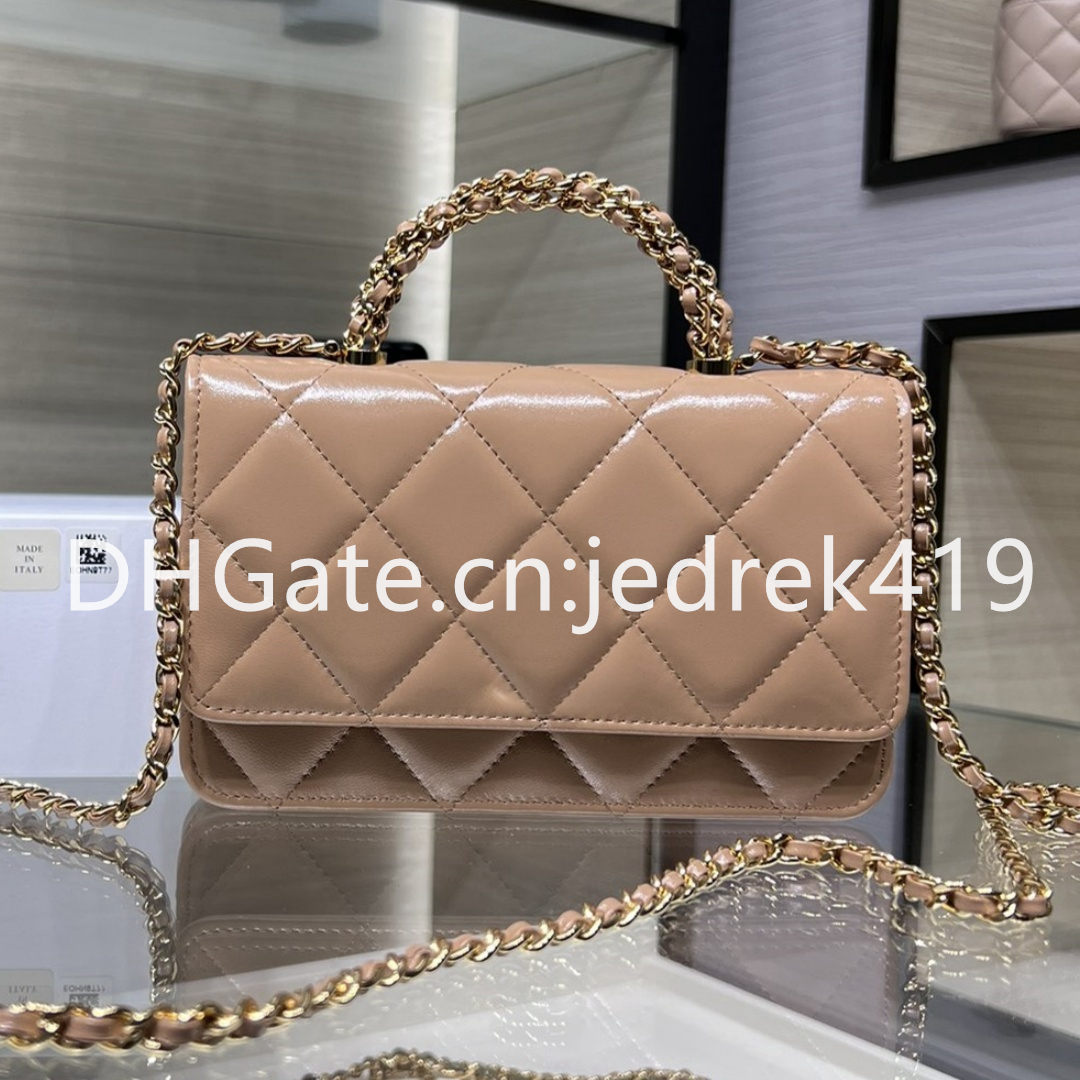 Crossbody Designer Bag Chain Flap Luxurious Lady Handbags Smooth sheepskin Shoulder Bag 10A mirror quality Ladies Cosmetic Daily Commute Envelope Bag