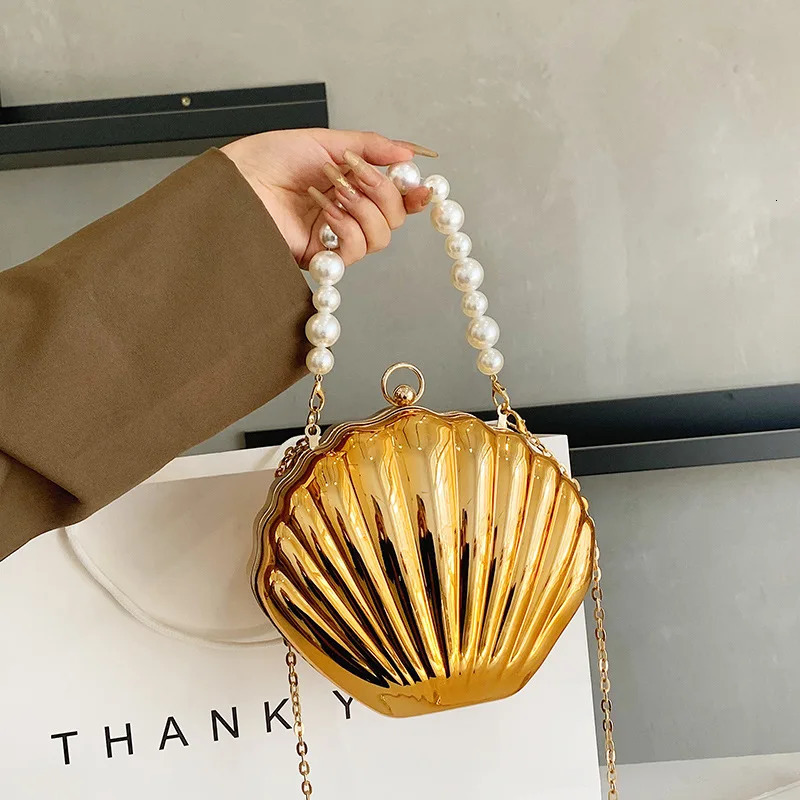 Evening Shell shaped Womens Clutch Bag Wedding Bridal Handbag Pearl Bead Fashion Shell Chain Party Bag 241031