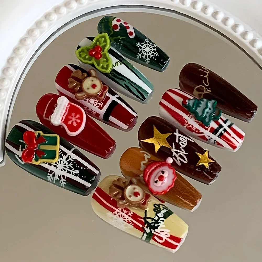 Christmas holiday nail press short square nail with holiday elements detachable Santa Claus and snowflake pattern control kit 241031