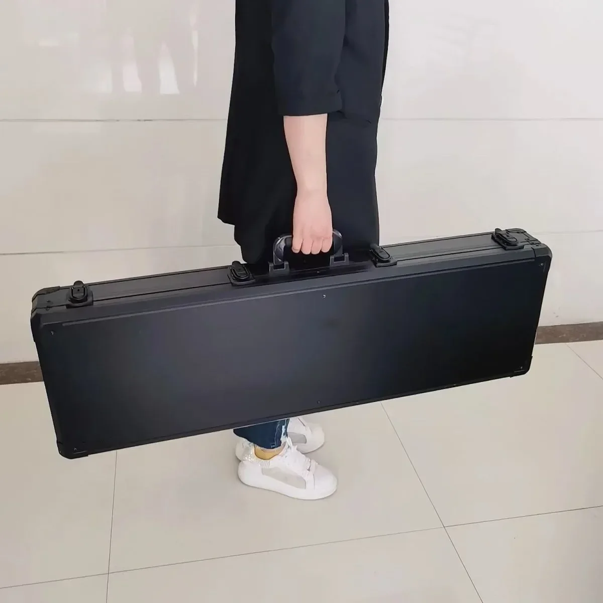Extra Long Aluminum Alloy Tool Box Suitcase Instrument Case Fish Pole Case Equipment Safety Box Storage Box With Sponge