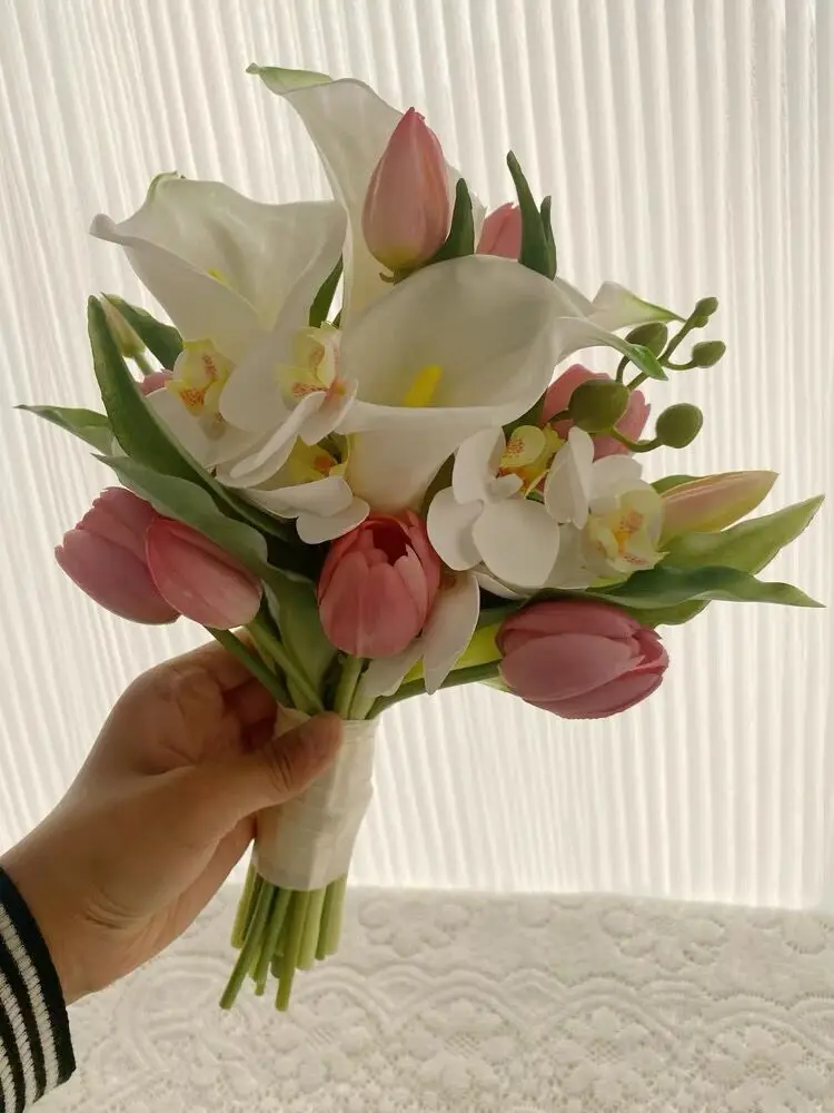 2024 Wedding Bouquets Handmade Bridal Flower Wedding Party Gifts Wedding Accessories Flowers Pears beaded with Ribbon