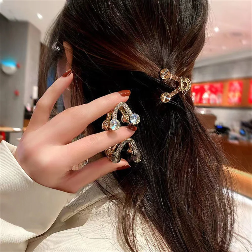 Rhinestone Mini Hair Claw Retro Diamond Flower Women Girls Crab Claw Clip Small Hairpins Hair Crabs Girls Hair Accessories