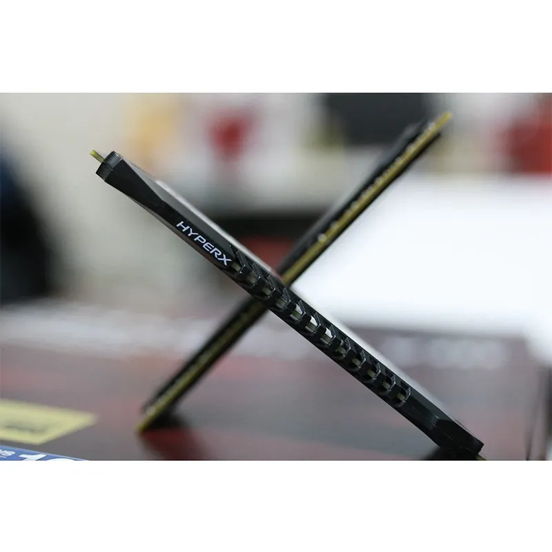 HYPERX SAVAGE Memoria RAM DDR4 16GB 4GB 8GB 3200MHz 2400 2133 2666MHz Desktop RAM PC4-21300 25600 19200 288Pin 1.2V DIMM Memory