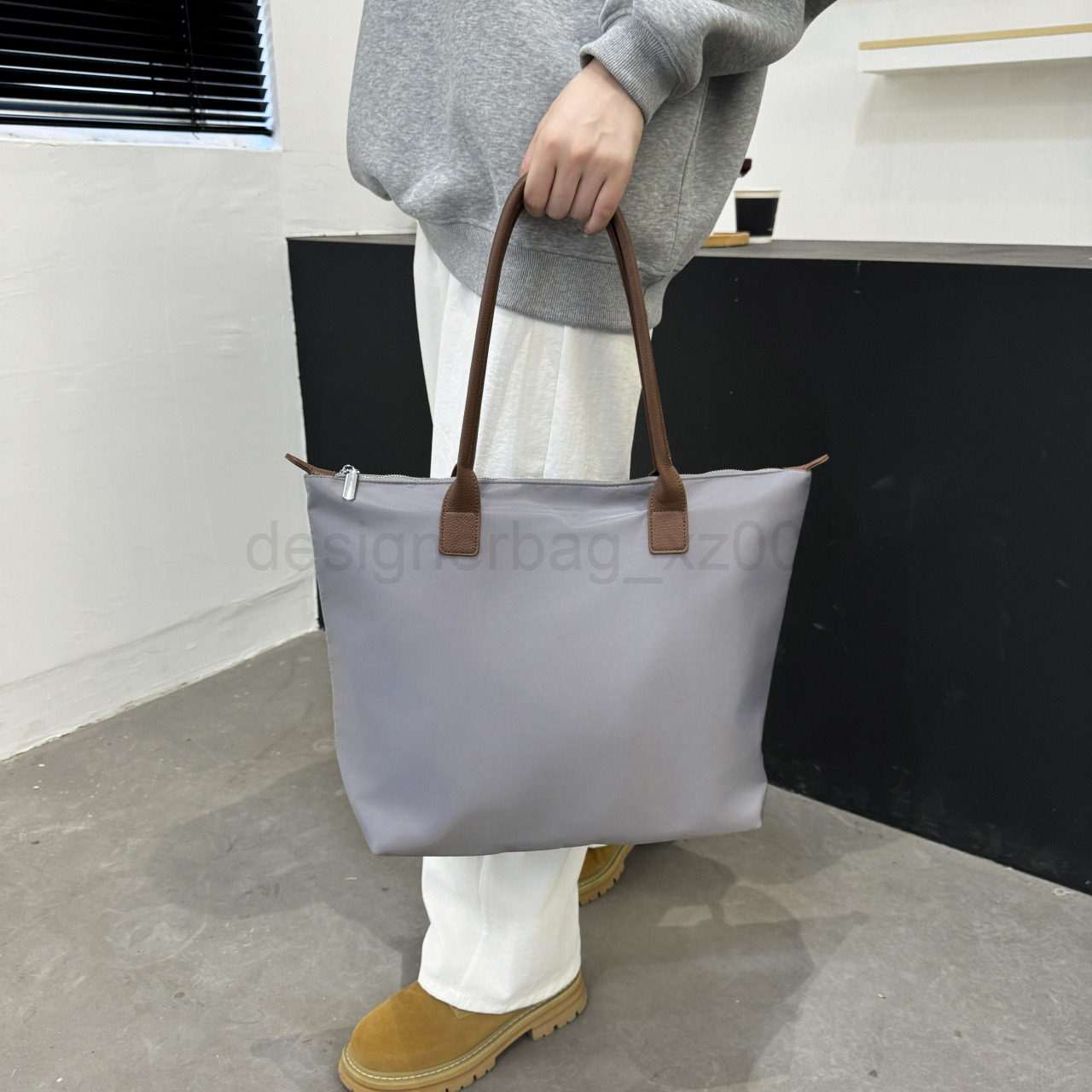 Bag Designer Fashion Classic 10a Top Woman Handbagevening Bags New Minimalist Womens Handbag Tote Versatile Waterproof Oxford Cloth Shoulder Armpit