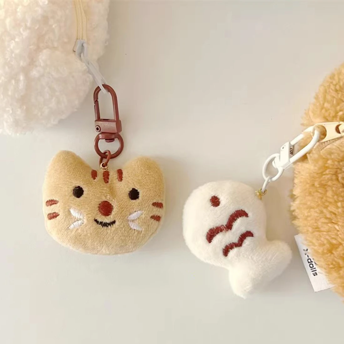 Mini Cats And Fish Keychain Toys 2pcs Cat Plush Key Chain Doll Pendant Bag Accessories Baby Christmas Gift Car Keyring