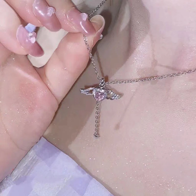 Pink Crystal Angel Wings Heart Pendant Necklace For Woman Minimalist Jewelry Girl's Neck Chain