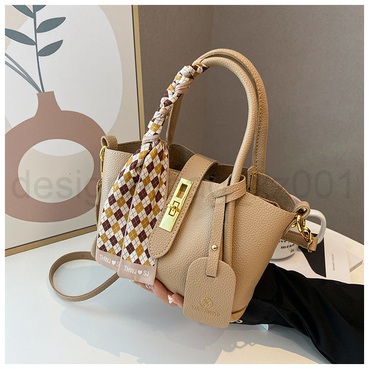 Fashion Classic Bag Designer 10a Top Woman Handbagevening Bags Korean Version Niche Silk Scarf Handbag Summer Style Womens Crossbody Simple and Versat