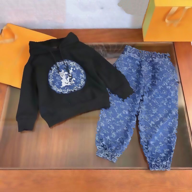 Designer Baby Hooded Clothing Sets Kids Tracksuits Toddler Sweatshirts Boys Girls Clothes Sports Set Letter Print Pattern 2Pcs