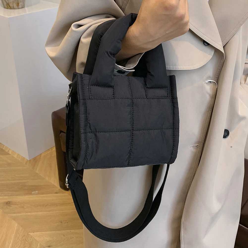 Puffer Crossbody Bags for Women Quilted Puffy Nylon Shoulder Bag Luxury Handbag Purse Cotton Padded Messenger Bag 2024C250208