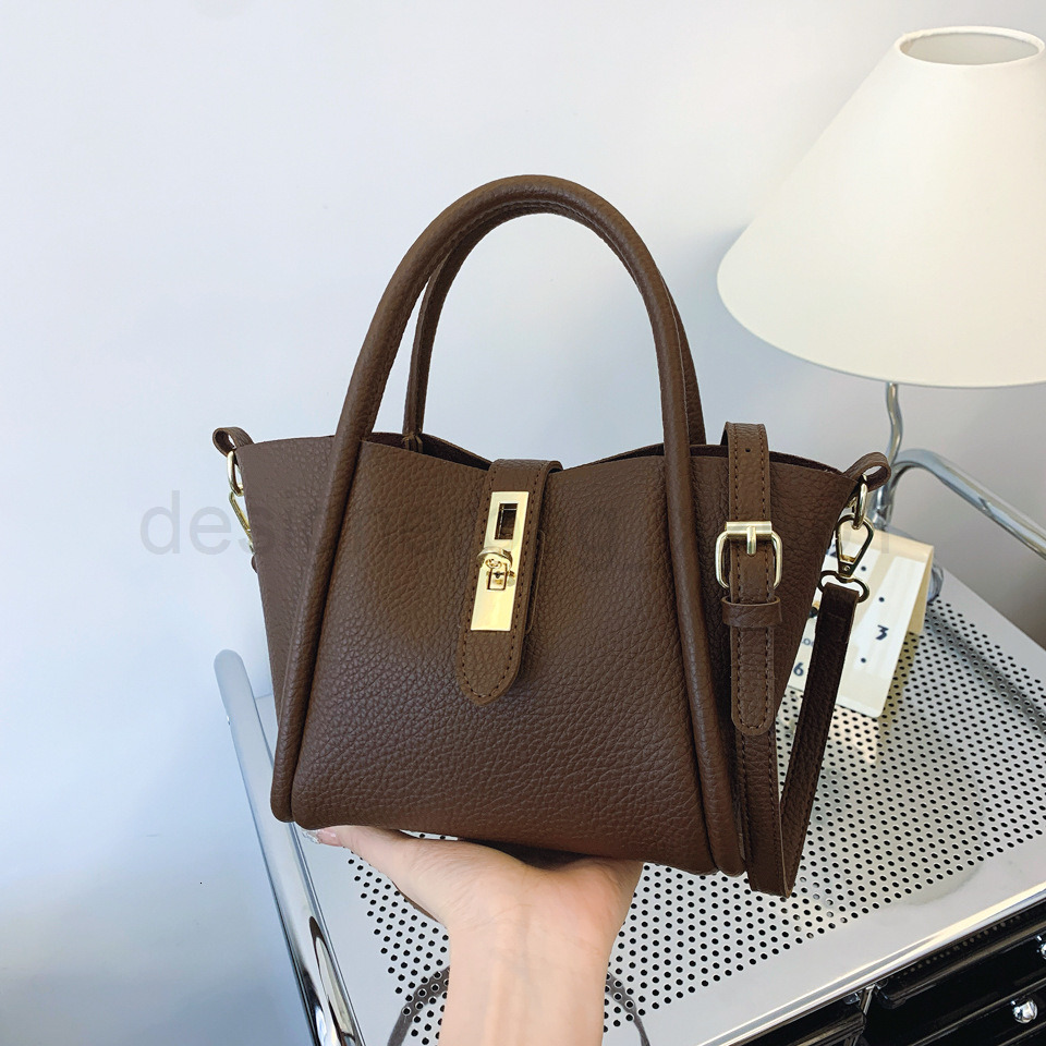 Bag Designer Fashion Classic 10a Top Woman Handbagevening Bags Small Handbag Shoulder for Women New Autumn Trend Korean Version Simple Crossbody