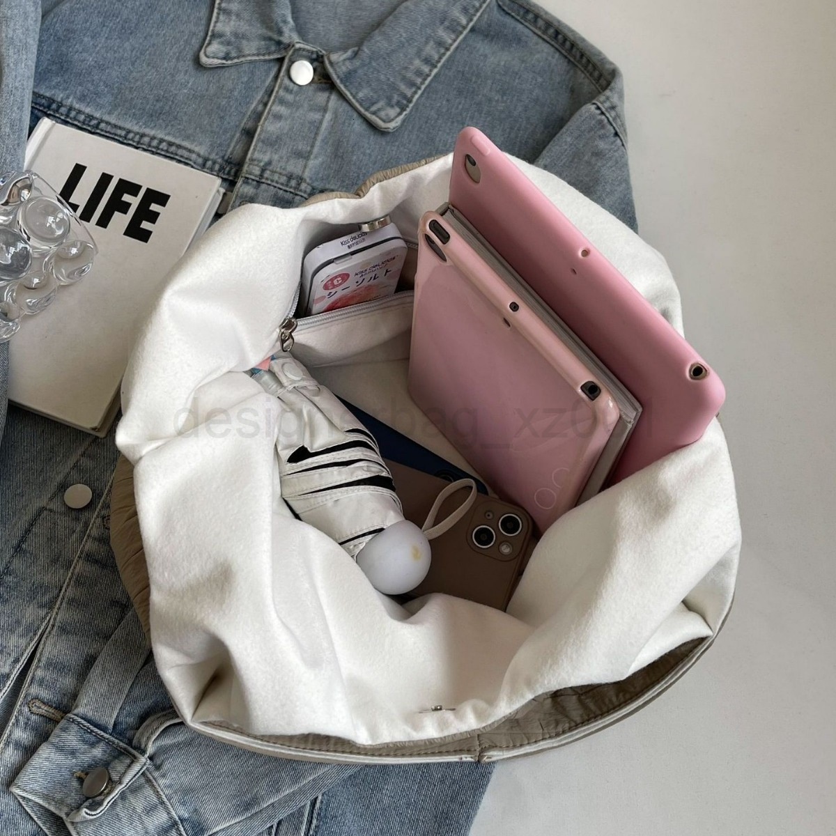 Classic Designer Bag Fashion 10a Top Woman Handbagevening Bags New Large Capacity Korean Solid Color Folded Shoulder Cross Tote Fashionable Lightweigh