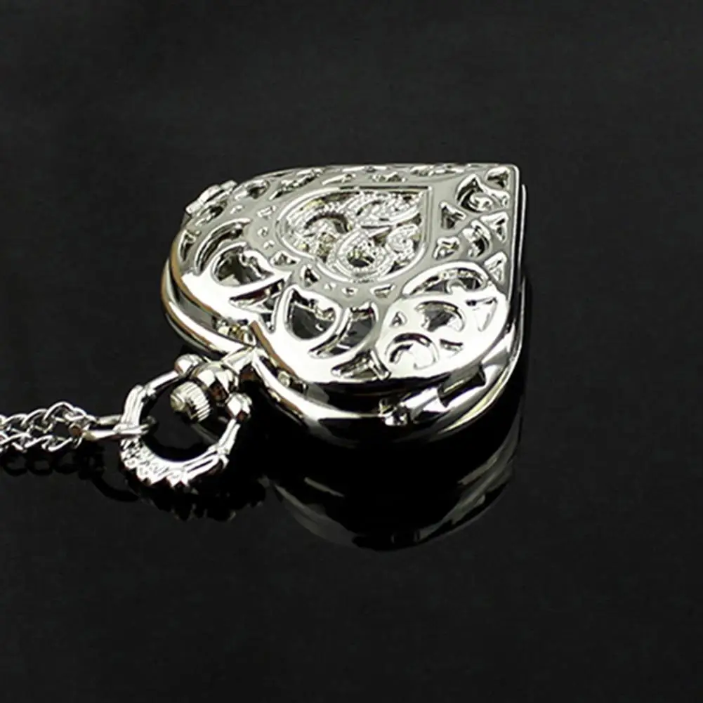 2023 Pocket Watch Trend Watch Vintage Hollow Heart-shaped Alloy Vintage Pocket Watch Quartz Pocket Watches Gifts Clock