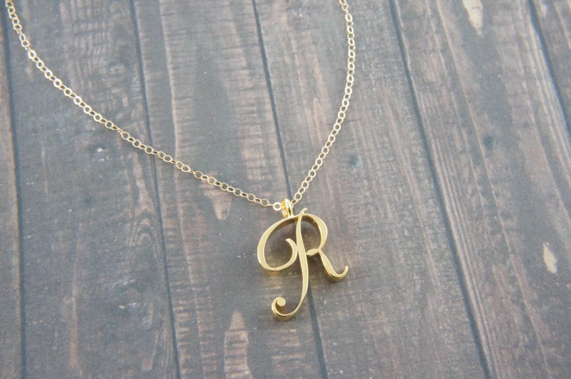 10PCS Small Cursive Alphabet Initial Capital Letter 26 A-Z Chain Necklace Stainless Steel Swirl Luxury Monogram English Name Partner Word Pendant