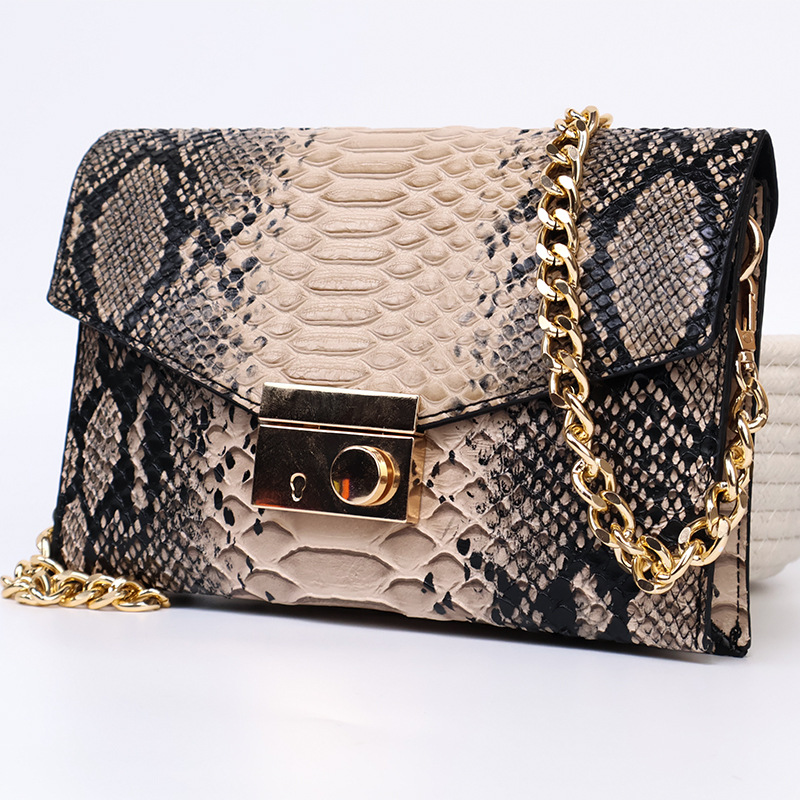 Retro Minimalist Flip Snake Patterned Underarm Small Square Bag.