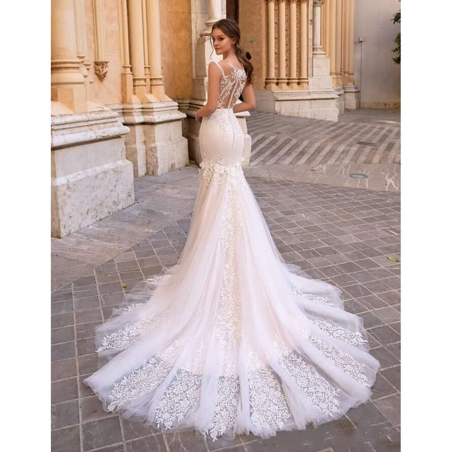 Gorgeous Mermaid Lace Wedding Dresses Sheer V Neck Cap Sleeves Bohemian Bridal Gowns Applique Plus Size Vestidos De Nnovia