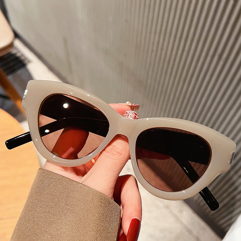 D0077 New high-end sunglasses, Polaroid lenses, women's eyeglass frames, men's retro metal sunglasses, pure cat eyes, European and American 