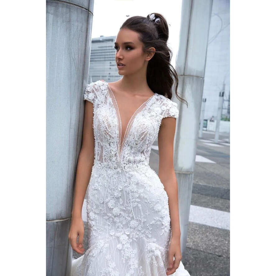 Mermaid Beach Dresses V Neck Lace 3D Ral Applique Beading Backless Bridal Gowns Plus Size Bohemia Wedding Gown