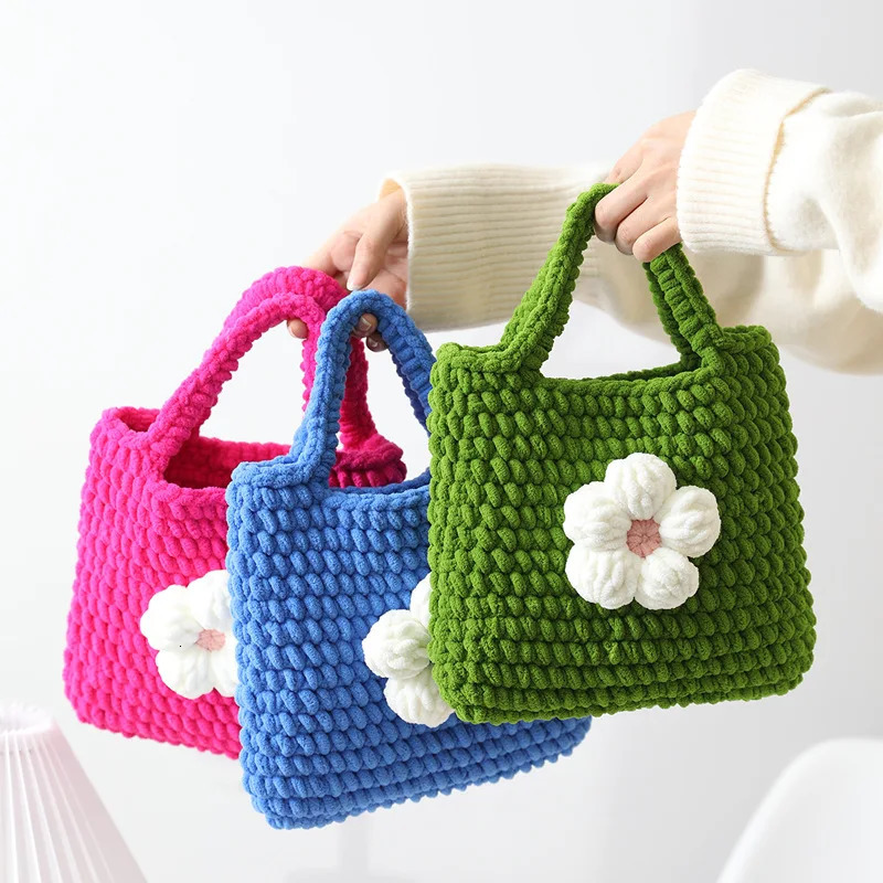 Crochet Knitted Handbag Womens Bag Puff Flower Finished Sweet Flower Handwoven Bag Ice Bar Thread 240320