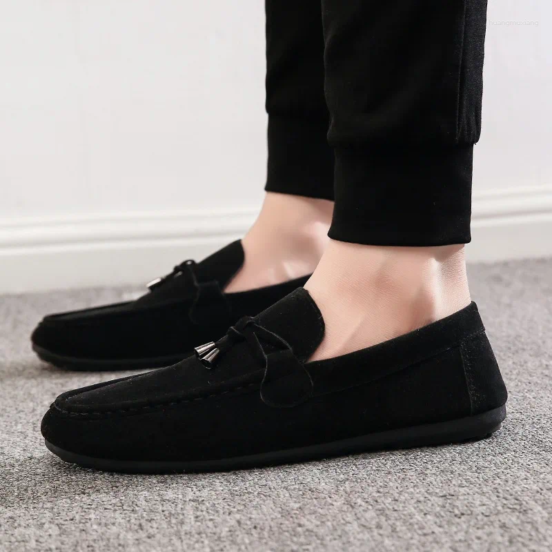 Men's Casual Summer Moccasin-Style Driving Shoes - Soft Leather Flat Loafers with Rubber Sole