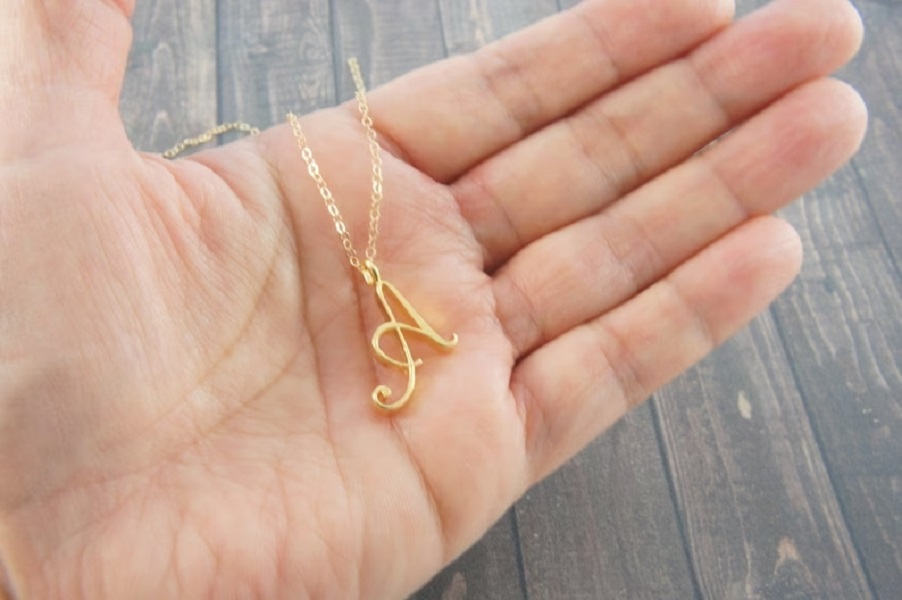 Cursive Initial Capital 26 Letter Chain Necklace Stainless Steel Alphabet Text Women Ladies English Name Partner Pendant Choker