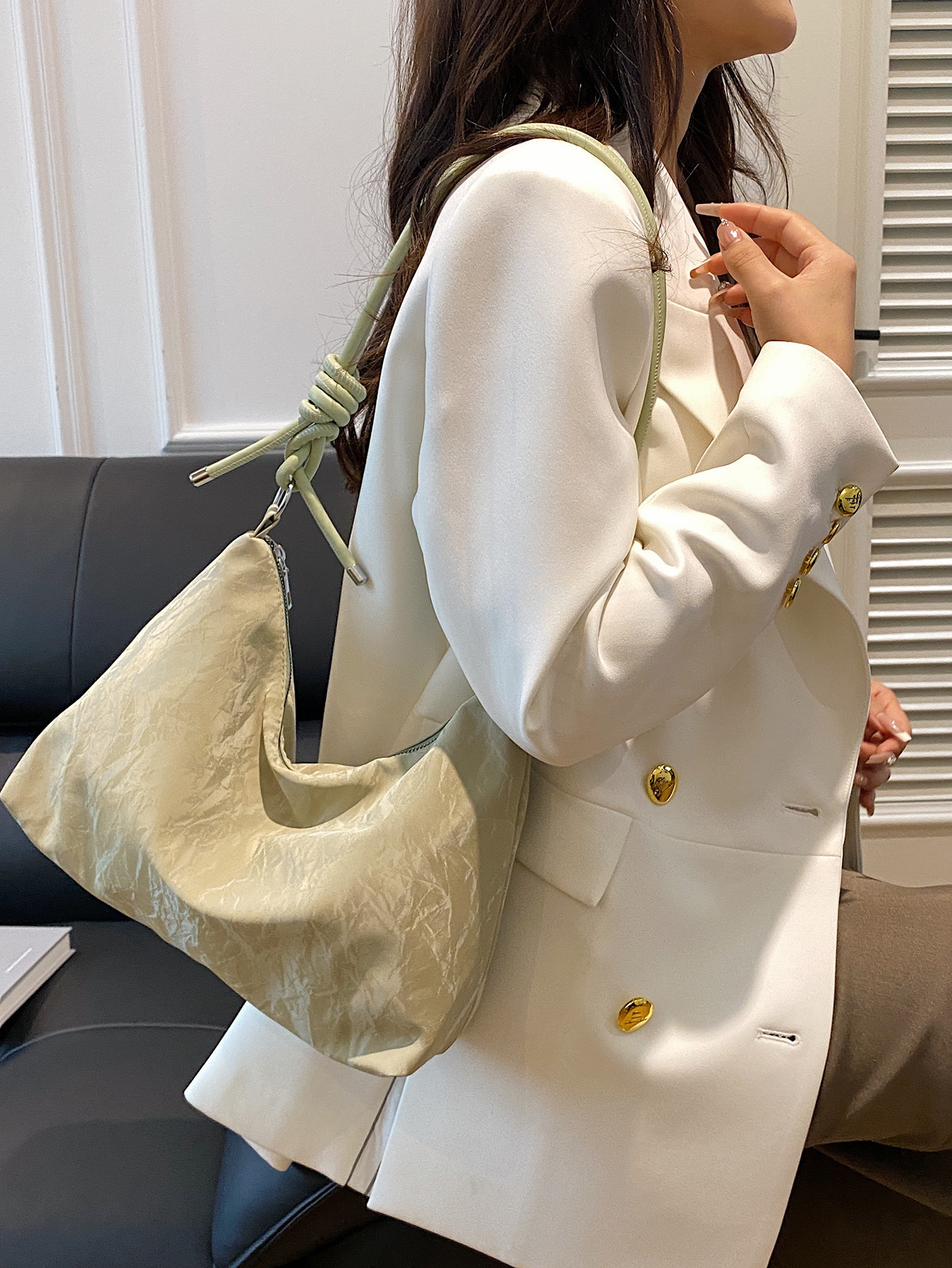 2025 Designer Autumn 3 2024 New Fashion Commuter Versatile Tote Shoulder Bag for Women